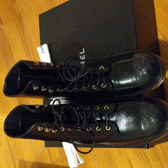 Chanel lace ups boot - Picture 13 of 16